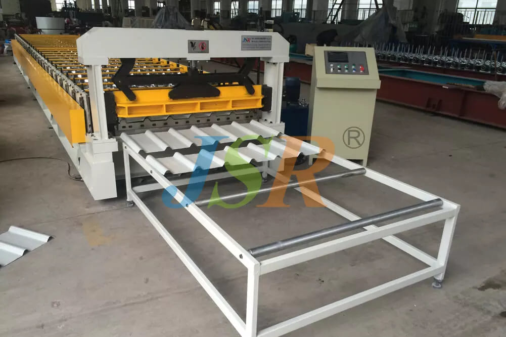 Roofing Sheet Forming Machine With Wall Structure