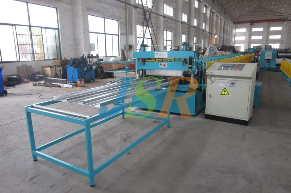 Metal Deck Forming Machine