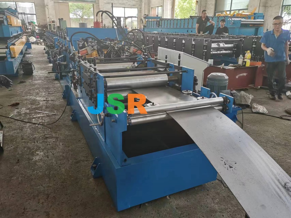 C purlin machine (1)