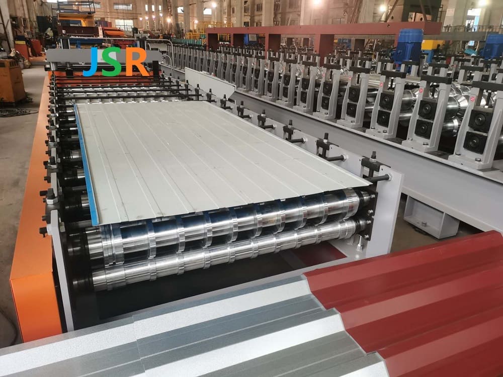 Metal sheets of Sandwich Panel roll former (1)