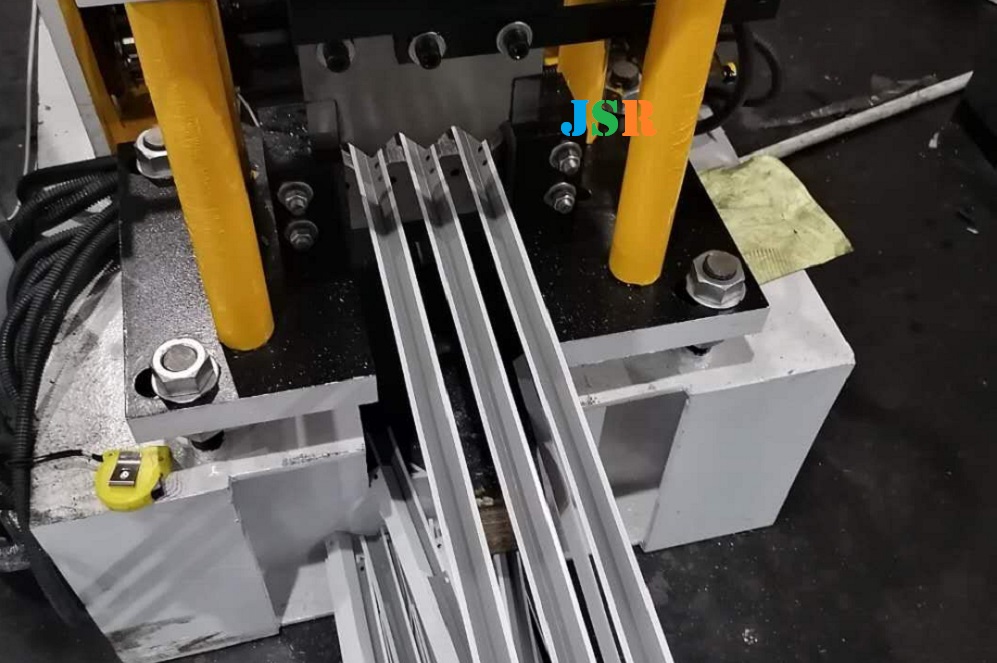 angle bar machine