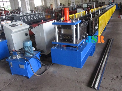 Customized roll forming machines