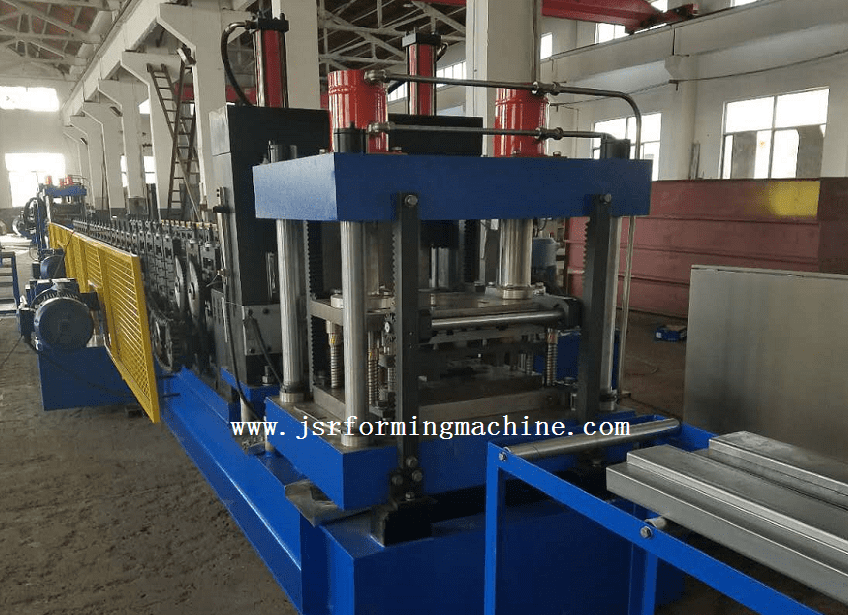 door frame machine