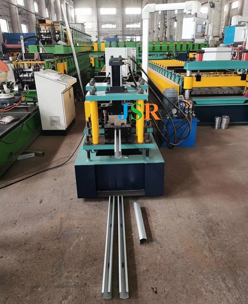 fencing rails machine