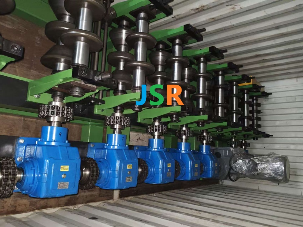 guardrail roll forming machine